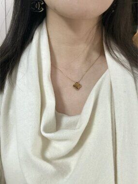 🎇Van Cleef & Arpels Vintage Alhambra Pendant Necklace Tiger Eye 18K Yellow Gold